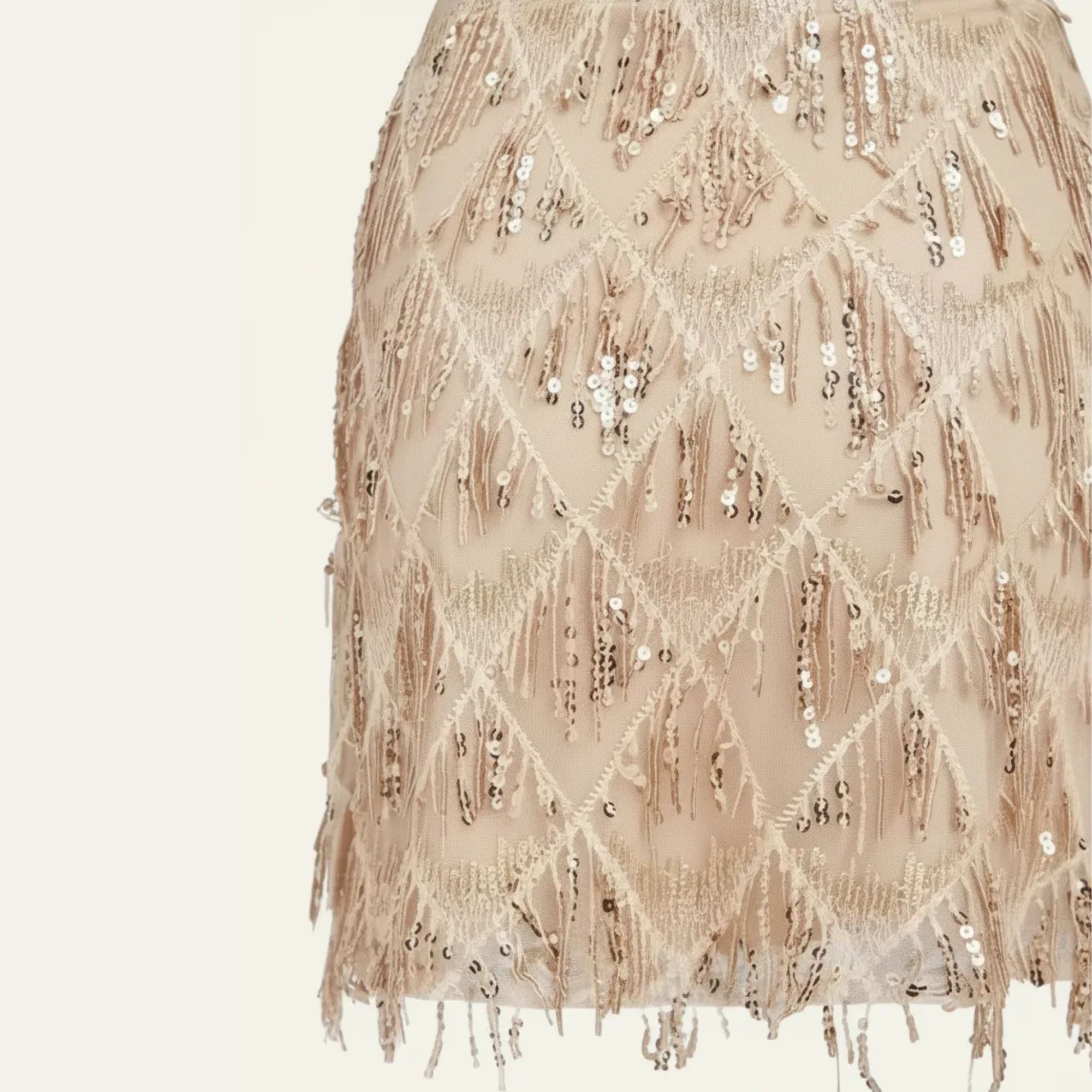 Falda Nude Flecos & Lentejuelas – Elegancia en Movimiento